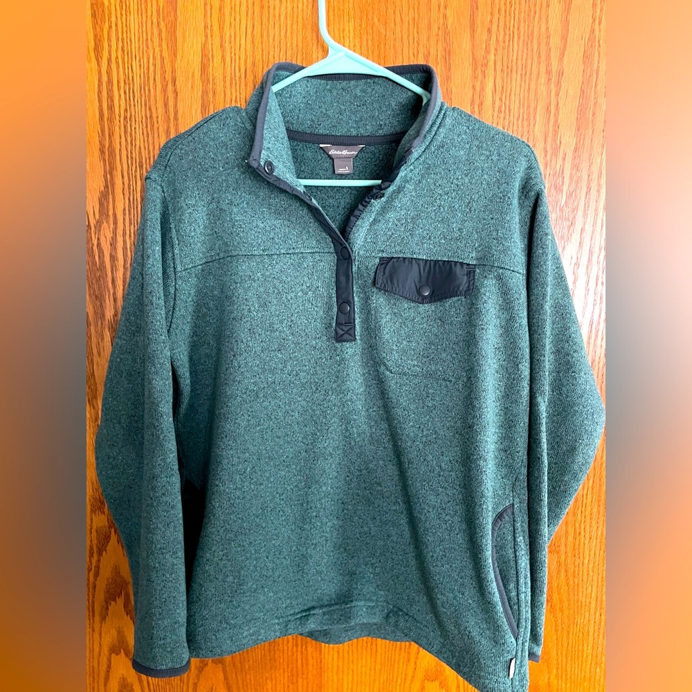 Woman’s Eddie Bauer Radiator Fleece
